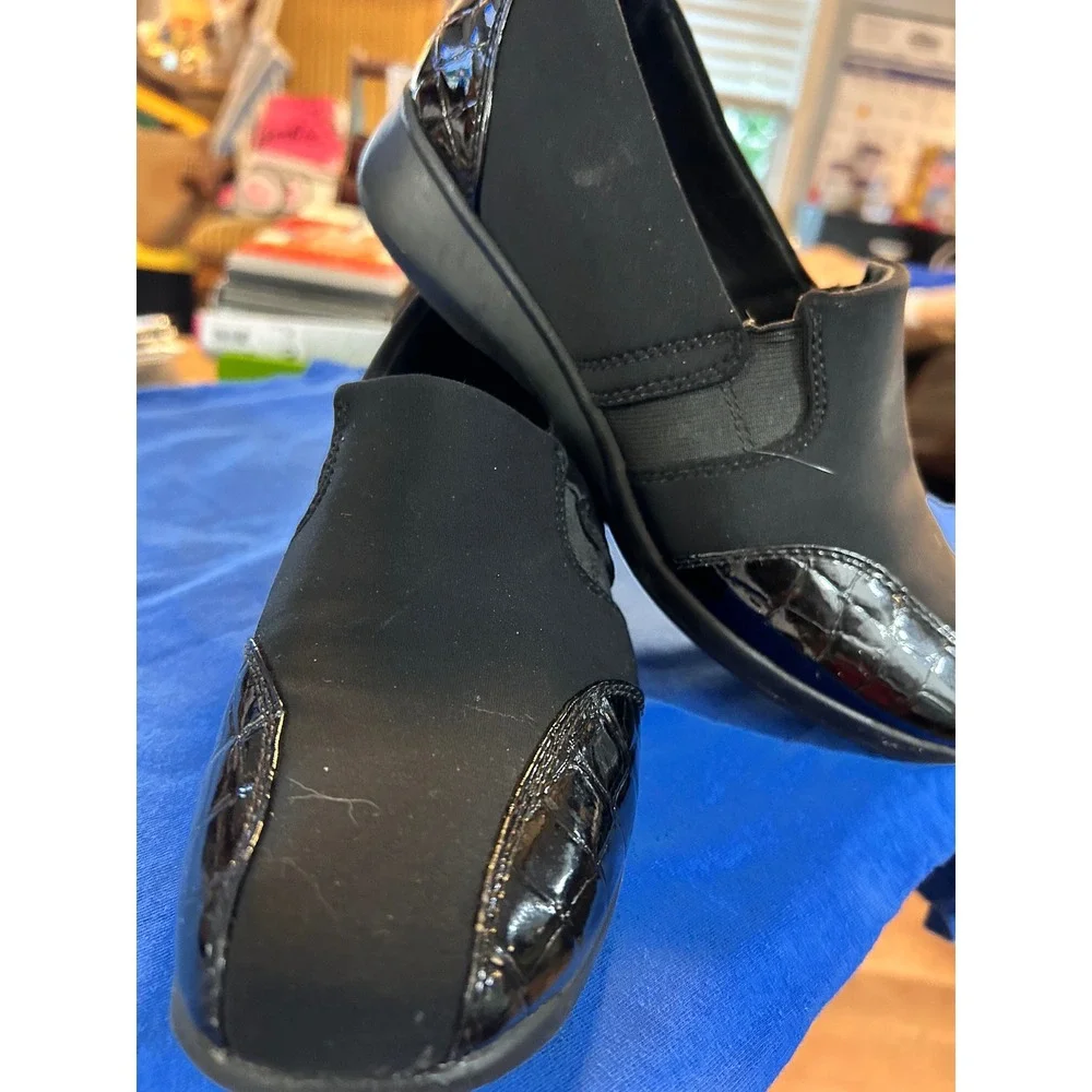 Clarks Cloudsteppers Black Slip On Loafer Faux Croc Patent Trim Womens Shoes 7.5